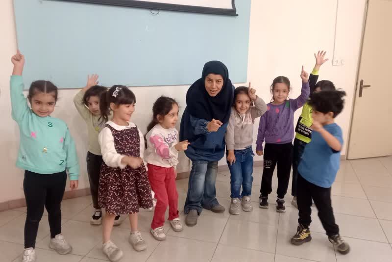 جشن «شکوه میلاد» در مرکز ۱۰؛ پیوند شور کودکانه با معارف مهدوی و هویت ملی