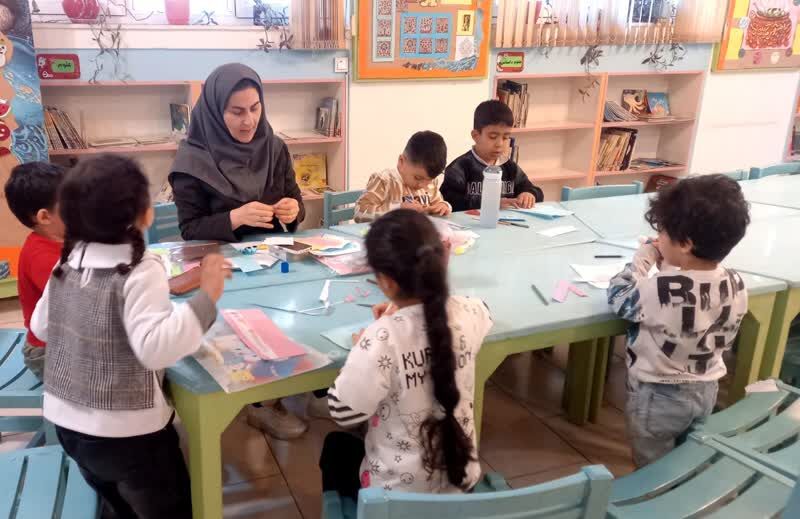 جشن «شکوه میلاد» در مرکز ۱۰؛ پیوند شور کودکانه با معارف مهدوی و هویت ملی