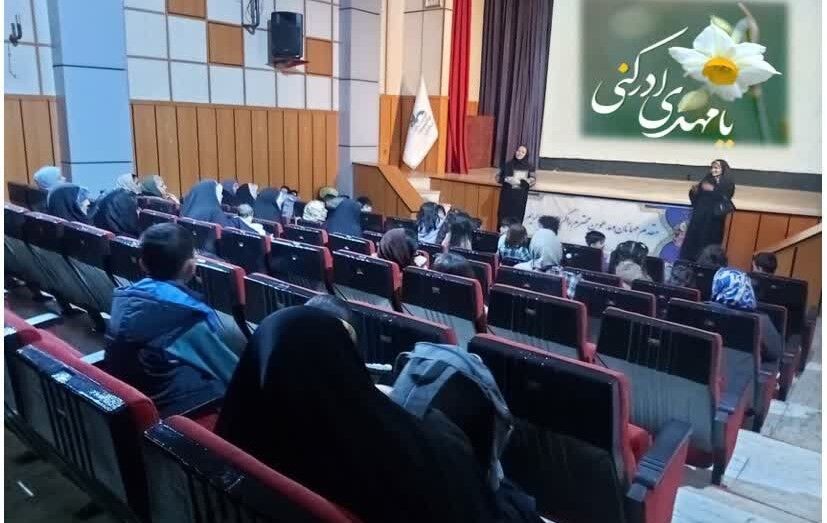 فعالیت مراکز کانون البرز به مناسبت نیمه شعبان و گرامیداشت ایام دهه فجر