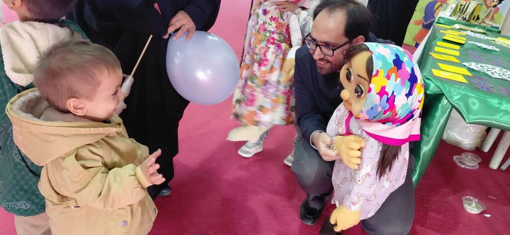 از رادیو انتظار تا چتر رنگی/ روایت میزبانی کانون همدان در برپایی جشن تولد امام مهربانی