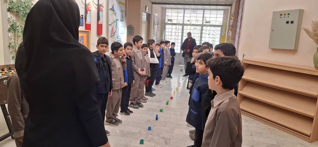 تقویت خودباوری و تفکر مستقل کودکان در کارگاه نقاشی بسطام