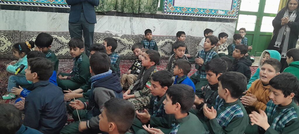 برگزاری ویژهبرنامه «از فجر تا فرج» در امامزاده قاسم مهدیشهر