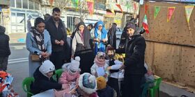 برپایی غرفه کانون استان مرکزی در جشن خیابانی از حضور تا ظهور در شهر شازند