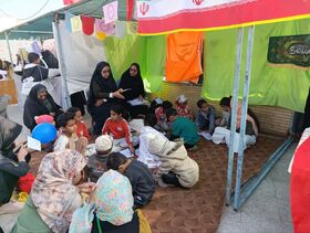 اجرای برنامه‌های شاد و فرهنگی مرکز حاجی‌آباد در پیاده‌روی نیمه شعبان