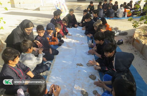 دهه مبارک فجر در مرکز فرهنگی هنری برازجان