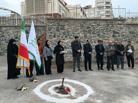 آیین کلنگ‌زنی نگارخانه تخصصی کودک و نوجوان در مشهد