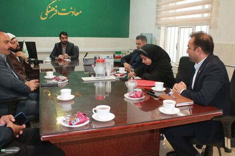 جلسه هم‌اندیشی کانون با معاونان آموزش ابتدایی اهواز