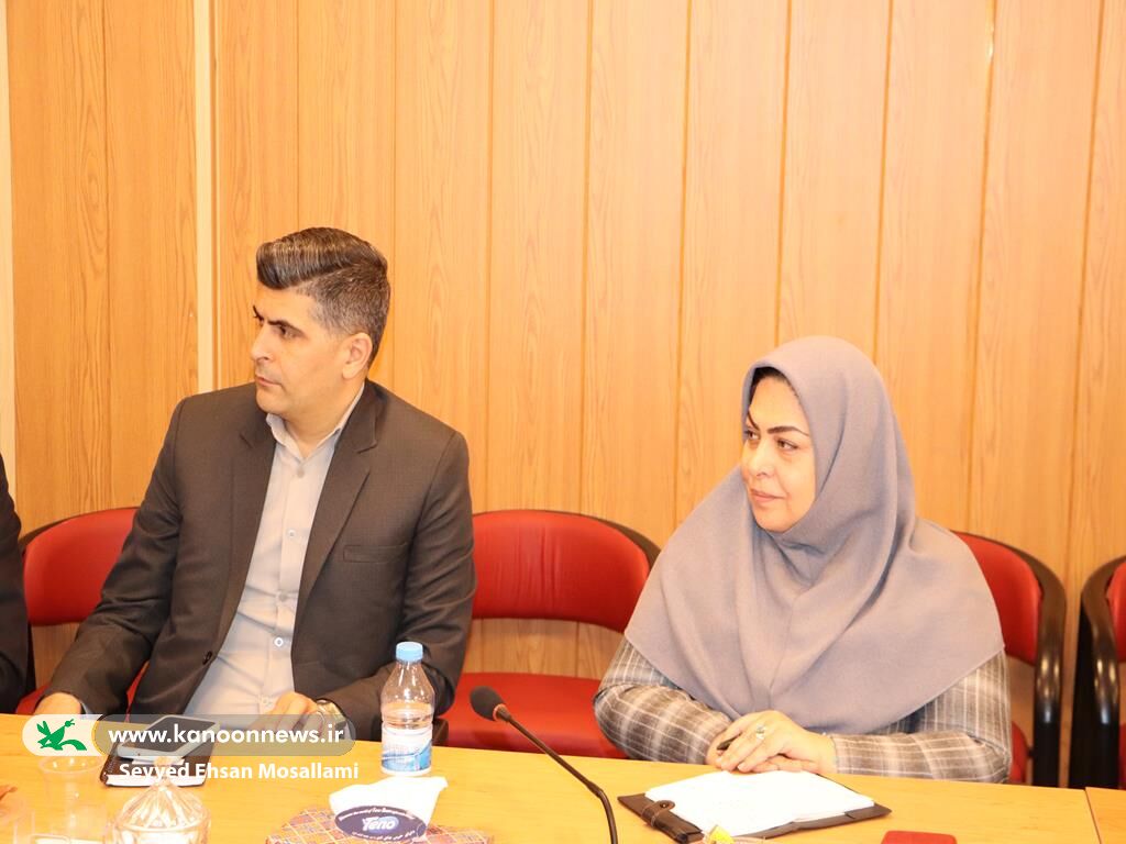 جلسه شورای اداری کارکنان کانون پرورش فکری گلستان برگزار شد