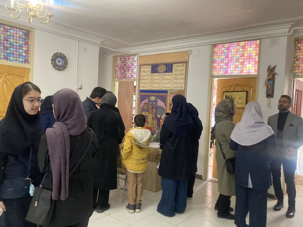 نوجوانان مستعد کرمانشاهی به مسابقه «دو نقطه» شبکه دو سیما معرفی شدند