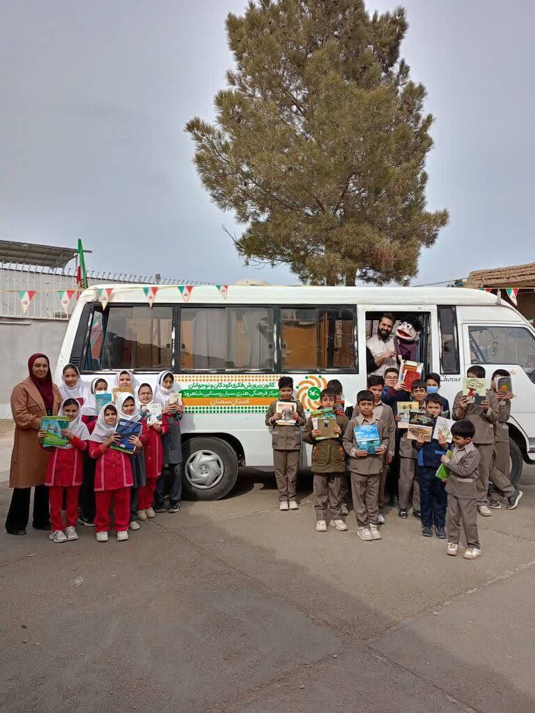 اجرای همزمان جشن فجر و موکب شعبانیه در روستای قهج شاهرود