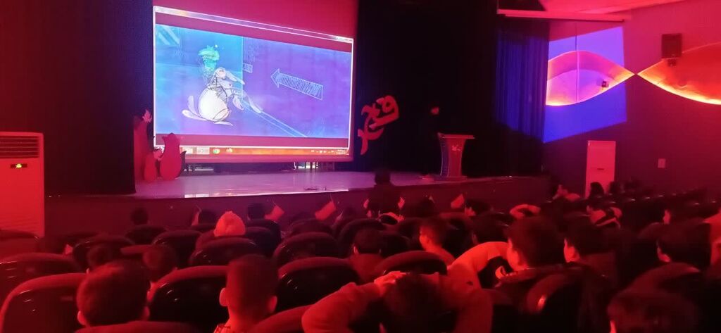 ویژه برنامه «دهه فجر» در مرکز شماره ۲ کانون کرمانشاه