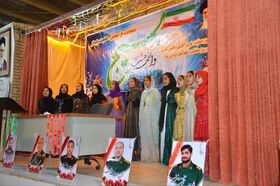 مرکز ثلاث باباجانی در جشن بزرگ انقلاب شهر تازه‌آباد برنامه‌های کانونی اجرا کرد