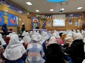 برگزاری نشست ادبی «دیدار دوست» برای اعضای کتابخانه سیار روستایی کانون قزوین