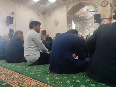 برپایی میز خدمت در مصلای نماز جمعه کاشمر