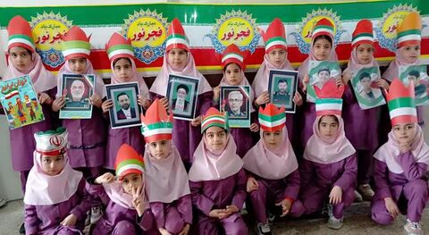 بزرگداشت چهل و هفتمین سالروز پیروزی شکوهمند انقلاب اسلامی در ایام الله دهه مبارک فجر با ویژه برنامه های فرهنگی، هنری و ادبی در مراکز کانون استان آذربایجان غربی