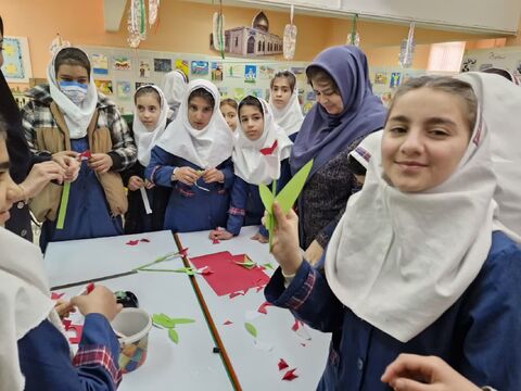 بزرگداشت چهل و هفتمین سالروز پیروزی شکوهمند انقلاب اسلامی در ایام الله دهه مبارک فجر با ویژه برنامه های فرهنگی، هنری و ادبی در مراکز کانون استان آذربایجان غربی