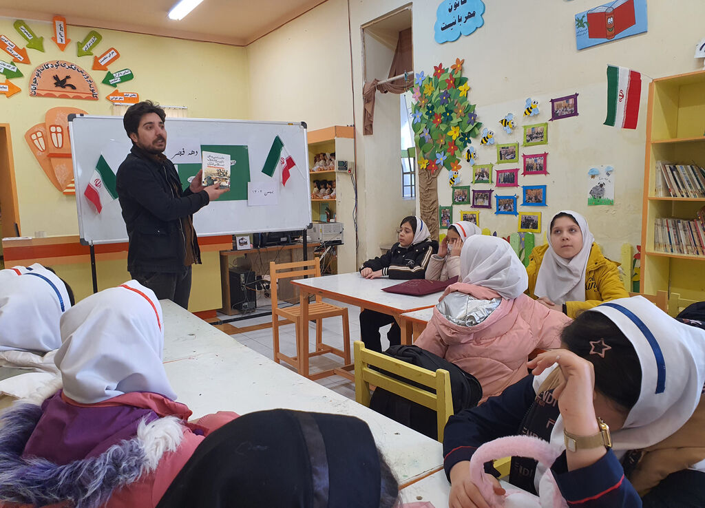 از قصه انقلاب تا میثاق با شهدا/ اجرای ویژه‌برنامه‌های دهه فجر در مراکز کانون استان اردبیل ادامه دارد