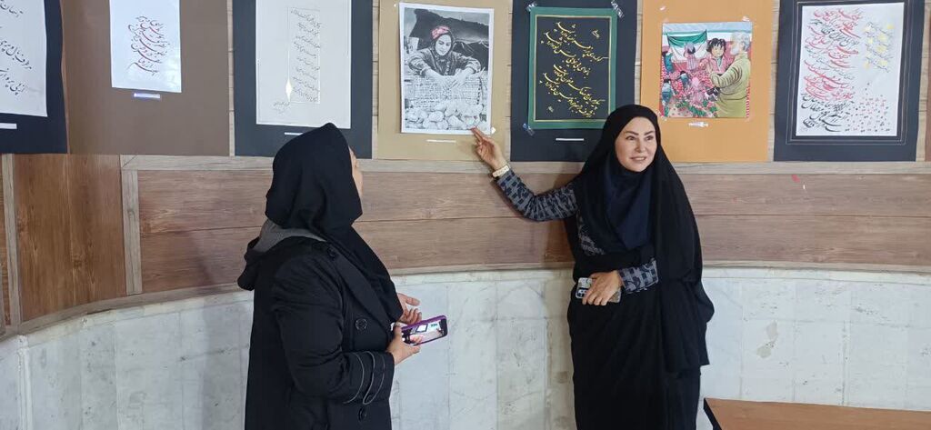 برپایی نمایشگاه آثار برگزیده دهمین دوسالانه هنرهای تجسمی کانون کرمانشاه