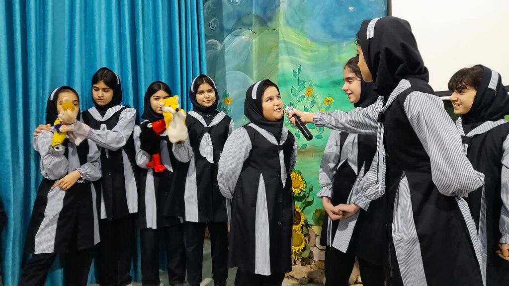 جشن «ایران من، افتخار جاودان» و کارگاه سفالگری «لاله‌های وطن» در مرکز فرهنگی هنری شماره ۱ شاهرود