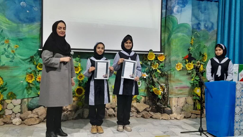 جشن «ایران من، افتخار جاودان» و کارگاه سفالگری «لاله‌های وطن» در مرکز فرهنگی هنری شماره ۱ شاهرود