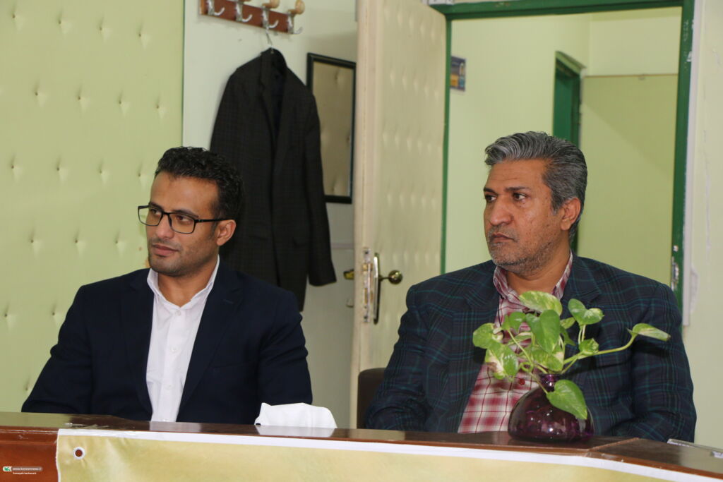 نشست تبیینی «تحلیل وضعیت نوجوانان در دی ماه ۱۴۰۴» در کانون فارس