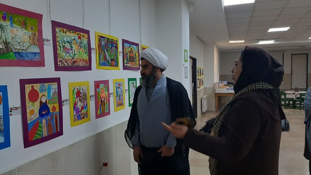 نمایشگاه نقاشی «ایران من»، میزبان مسئولان فرهنگی استان البرز