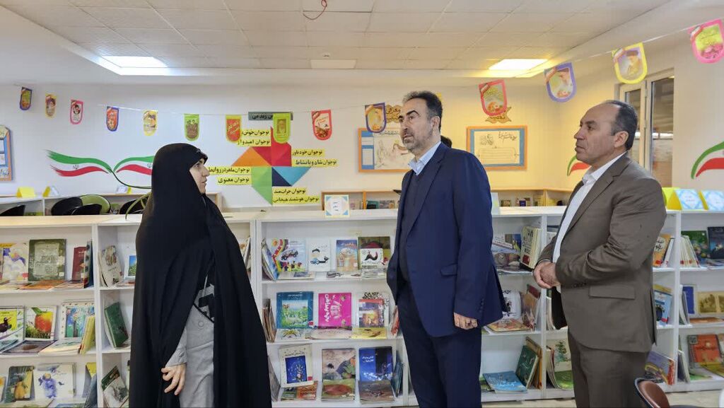 نمایشگاه نقاشی «ایران من»، میزبان مسئولان فرهنگی استان البرز