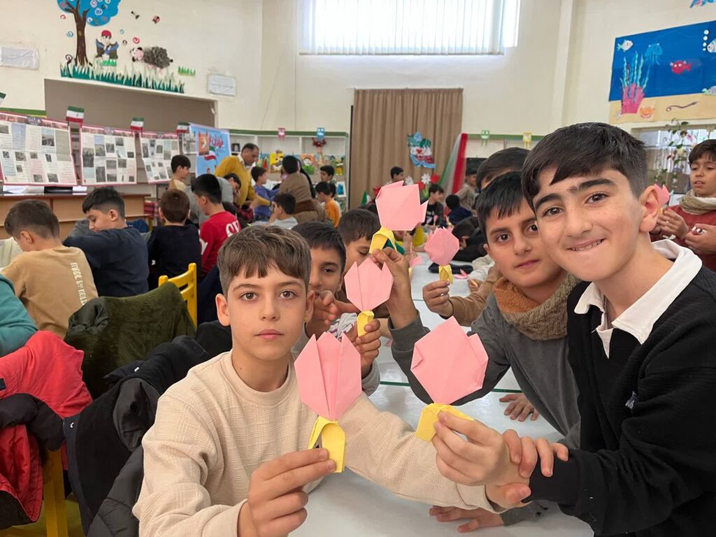 بازدید کودکان از خانه محیط زیست کانون اشنویه