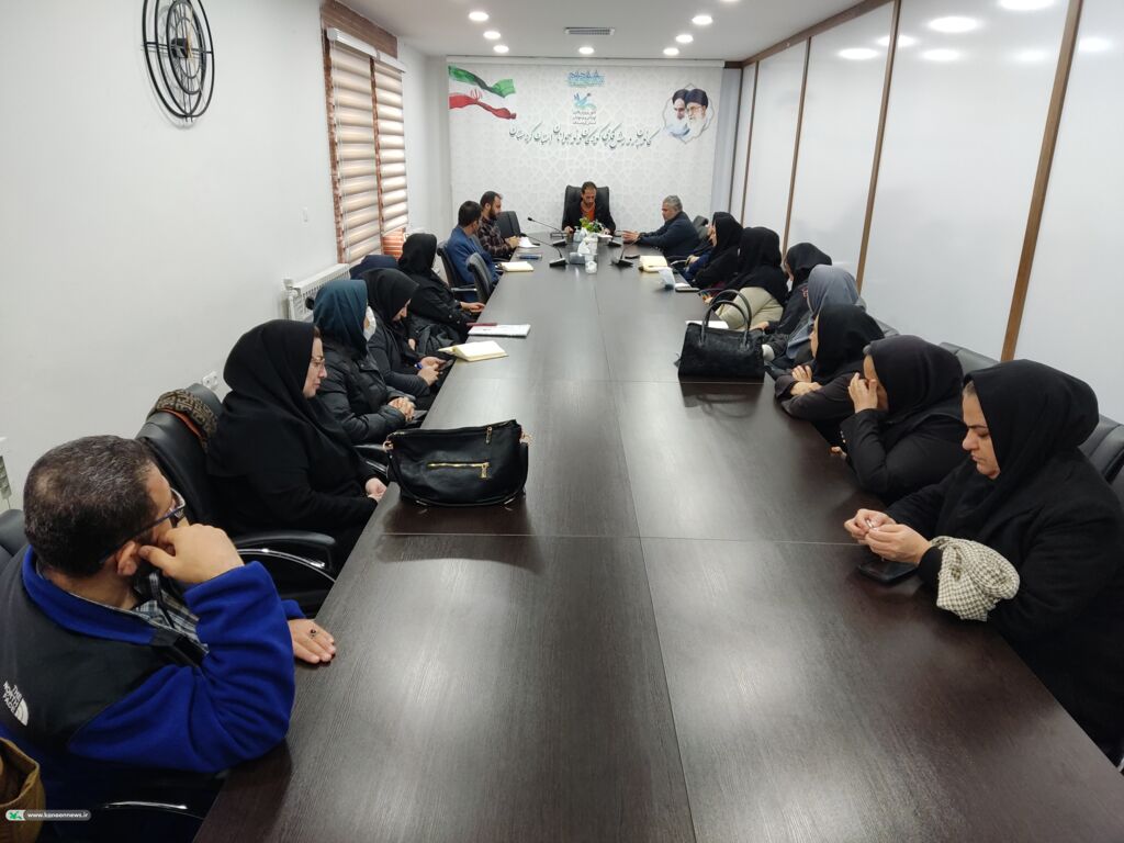 برگزاری جلسه تخصصی «سواد رسانهای» ویژه همکاران کانون پرورش فکری استان کردستان