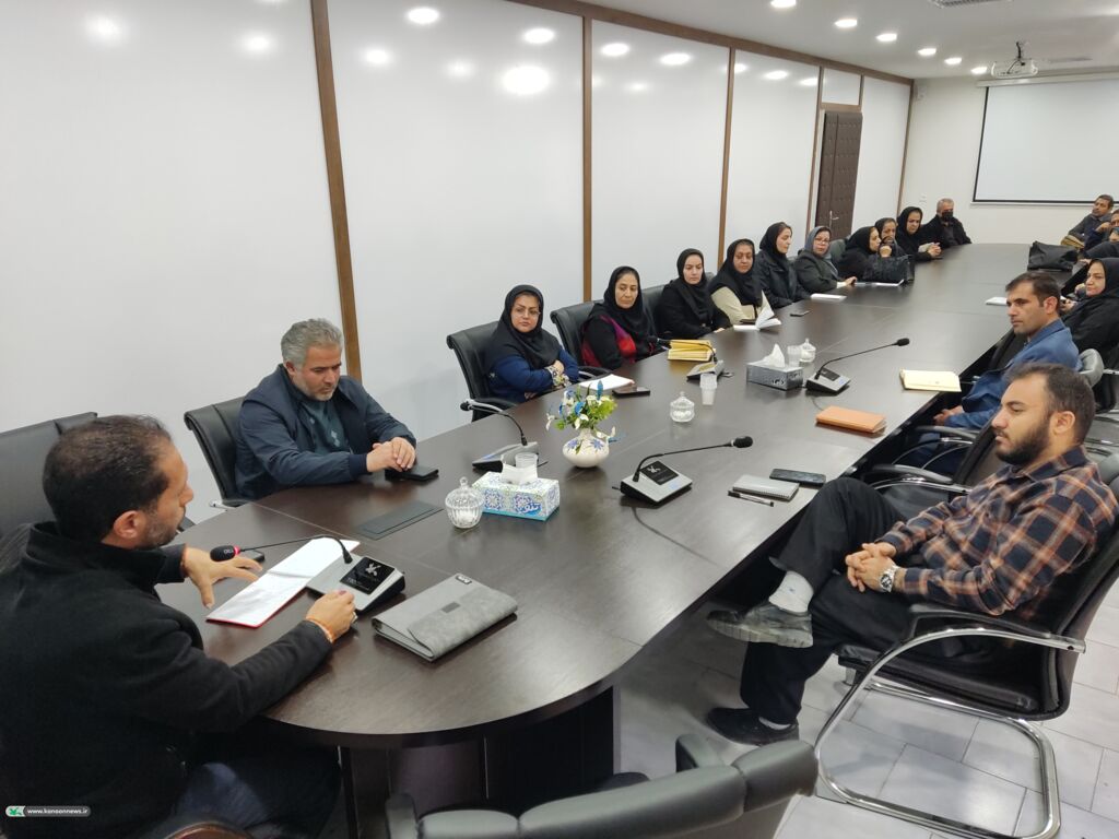 برگزاری جلسه تخصصی «سواد رسانه‌ای» ویژه همکاران کانون پرورش فکری استان کردستان