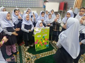 جشن پیروزی انقلاب در مرکز فرهنگی شماره ۱ مشهد