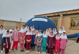 گزارش تصویری اجرای برنامه‌های دهه فجر از سوی مربیان کانون کرمانشاه در روستا