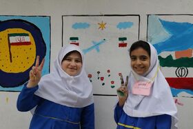 دیوارنگاره دهه فجر با مشارکت کودکان و نوجوانان در ساری اجرا شد