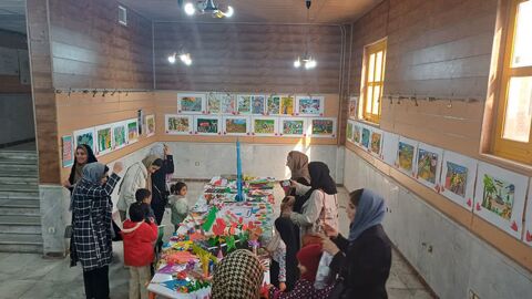 کرمانشاه.  نهال