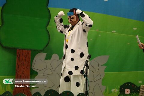 به مناسبت دهه مبارک فجر/اجرای نمایش موزیکال «گرگ، گرگ است» در کانون کرمان