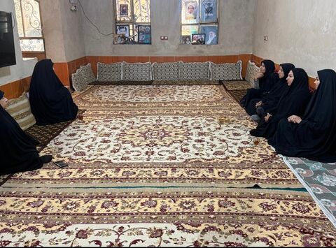 دیدار اعضا و مربیان کانون فارس با خانواده‌های معظم شهدا