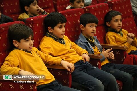 به مناسبت دهه مبارک فجر، اجرای نمایش موزیکال «گرگ، گرگ است» در کانون کرمان