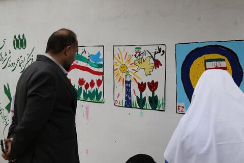 دیوارنگاره دهه فجر با مشارکت کودکان و نوجوانان در ساری اجرا شد