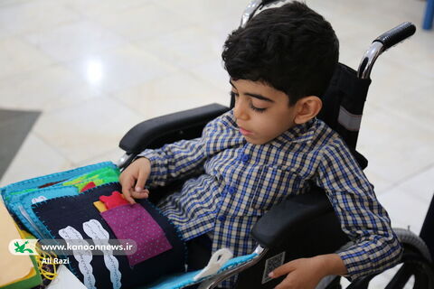 سفر کتاب های حسی و لمسی به بوشهر به روایت تصویر