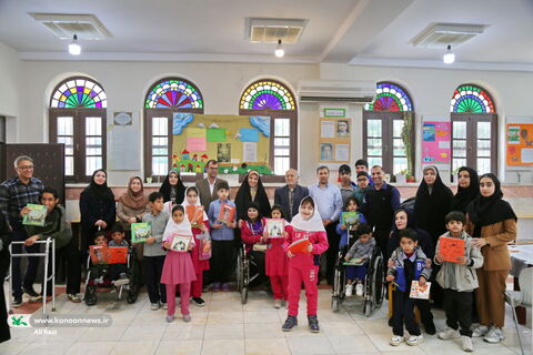 سفر کتاب های حسی و لمسی به بوشهر به روایت تصویر