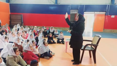 بزرگداشت چهل و هفتمین سالروز پیروزی شکوهمند انقلاب اسلامی در ایام الله دهه مبارک فجر با ویژه برنامه های فرهنگی، هنری و ادبی در مراکز کانون استان آذربایجان غربی