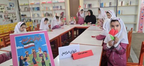 بزرگداشت چهل و هفتمین سالروز پیروزی شکوهمند انقلاب اسلامی در ایام الله دهه مبارک فجر با ویژه برنامه های فرهنگی، هنری و ادبی در مراکز کانون استان آذربایجان غربی