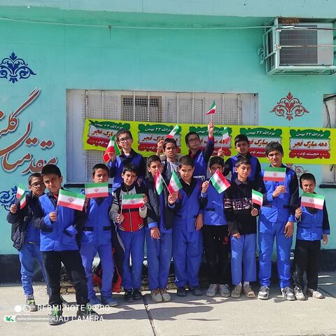 پیک امید کتابخانه‌های سیار روستایی کانون کهگیلویه وبویراحمد در دهه فجر