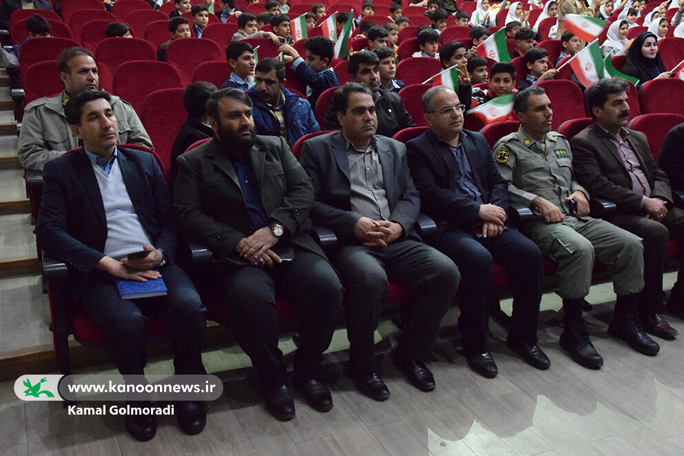 برگزاری همایش کودکان و نوجوانان پلدختر لرستان همزمان با دهه فجر انقلاب اسلامی