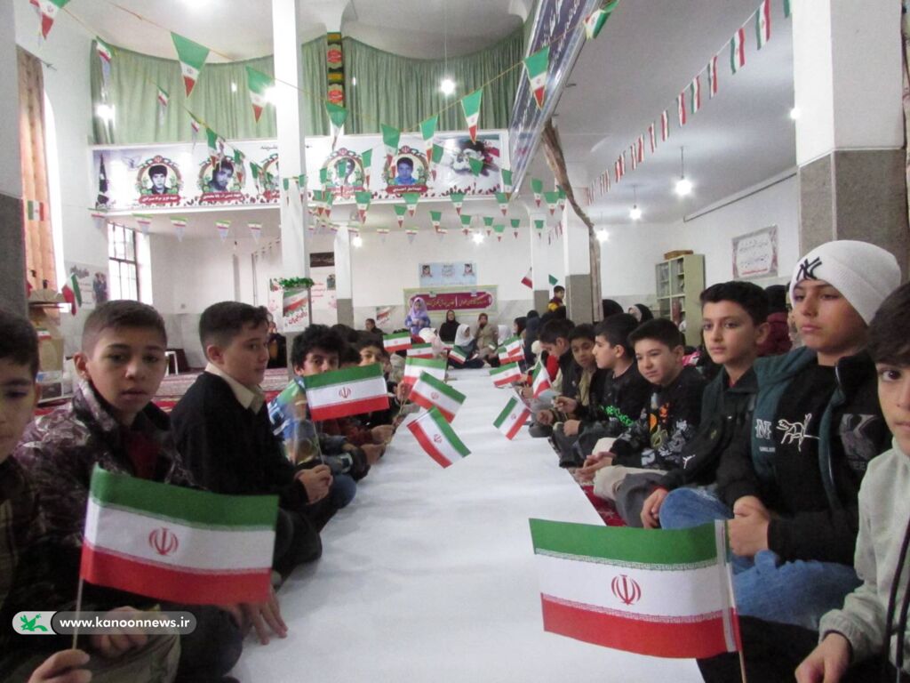 حضور کانون پرورش فکری کودکان و نوجوانان قروه در روستای ویهج