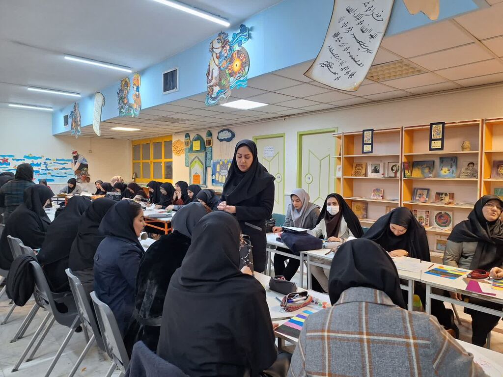 کارگاه مهارتافزایی مربیان پیشدبستانی در کانون کرمانشاه برگزار شد