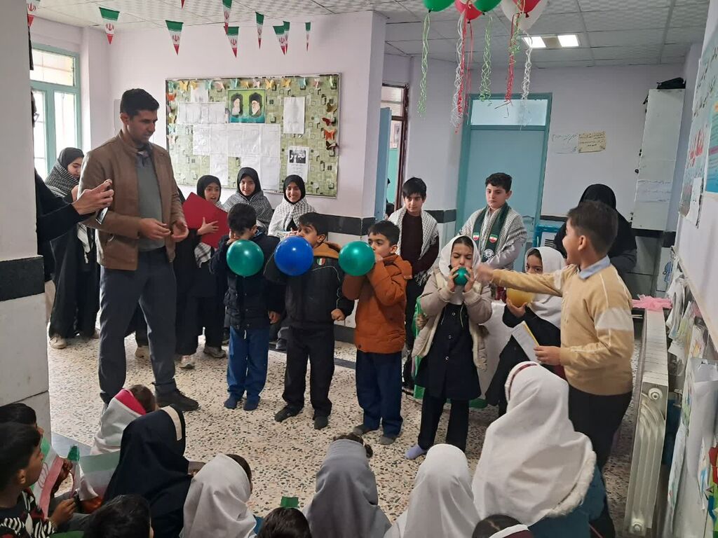 شور انقلاب در مراکز کانون استان