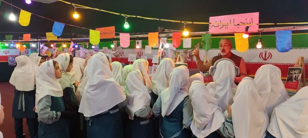 شور انقلاب در مراکز کانون استان