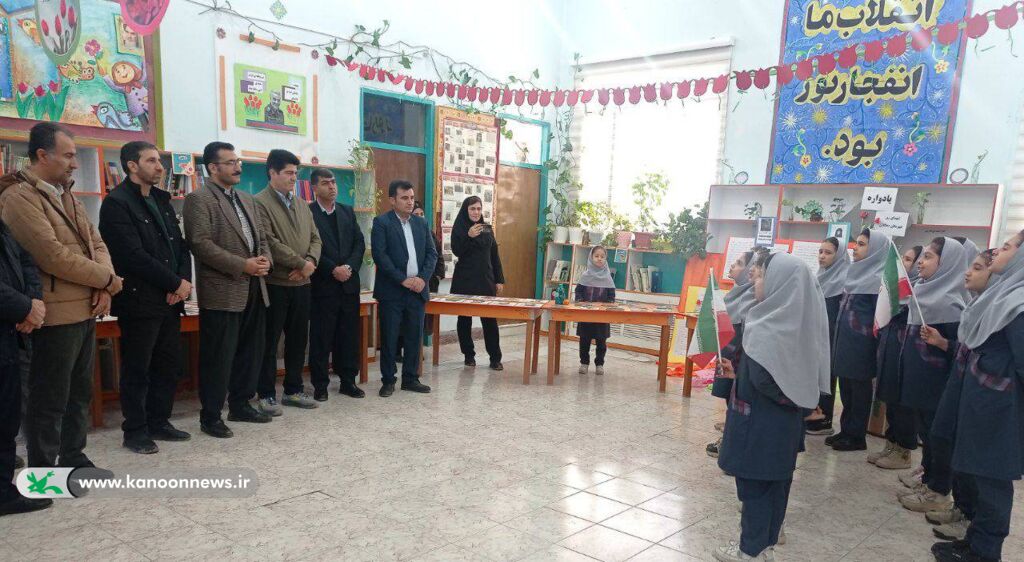 گشایش نمایشگاه فرهنگی هنری کانون پرورش فکری کودکان و نوجوانان دهگلان