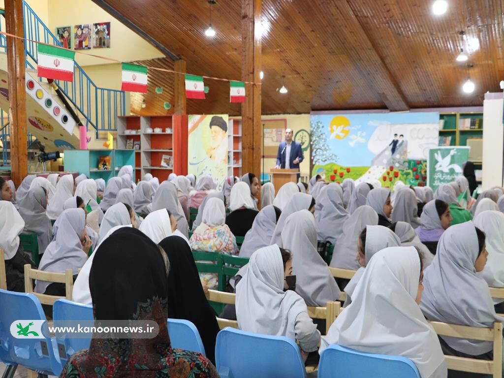 ویژهبرنامه جشن پیروزی انقلاب در کانون پرورش فکری بندرترکمن